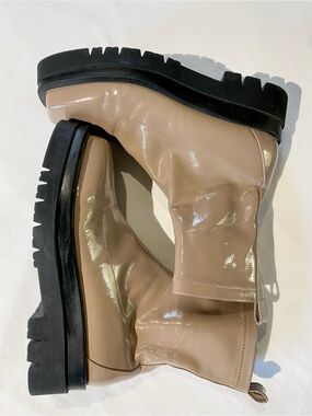 Women's Beige Chunky Boot